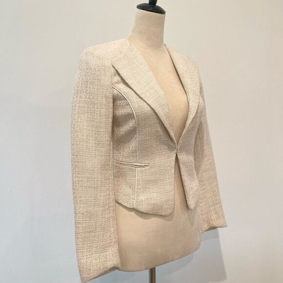 H&M Petite beige Cream Tapered Waist Cropped Suit Jacket Blazer Coat size 32 - Picture 2 of 6